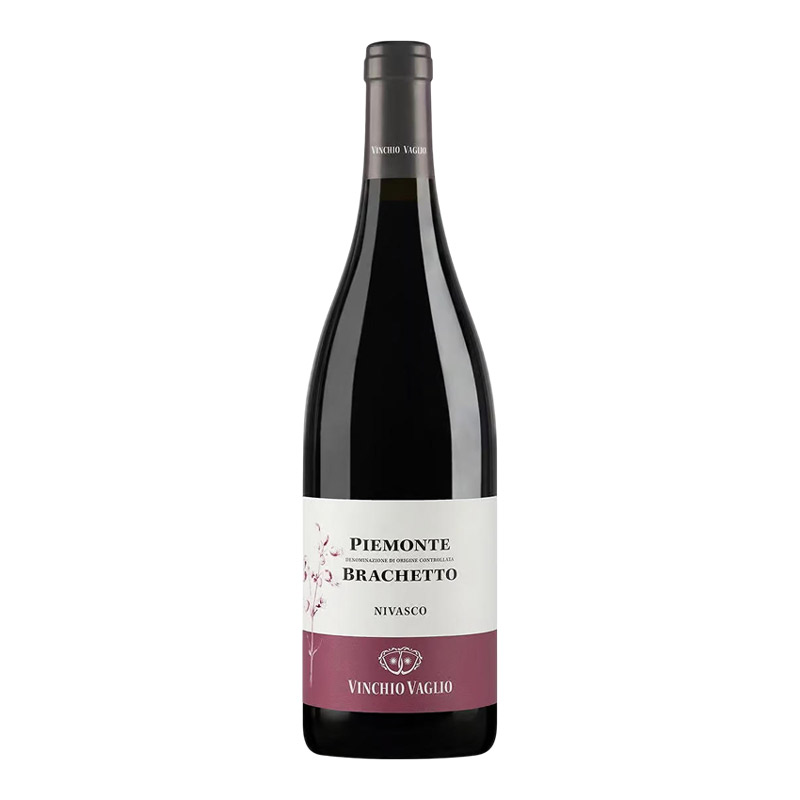 Bottle of Brachetto DOC “Nivasco” 2024 by Vinchio Vaglio – sweet sparkling red wine from Piedmont.